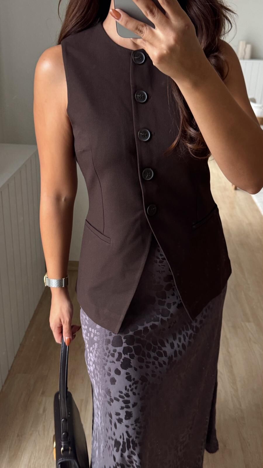 Yuvarlak Yaka Yelek Kahve