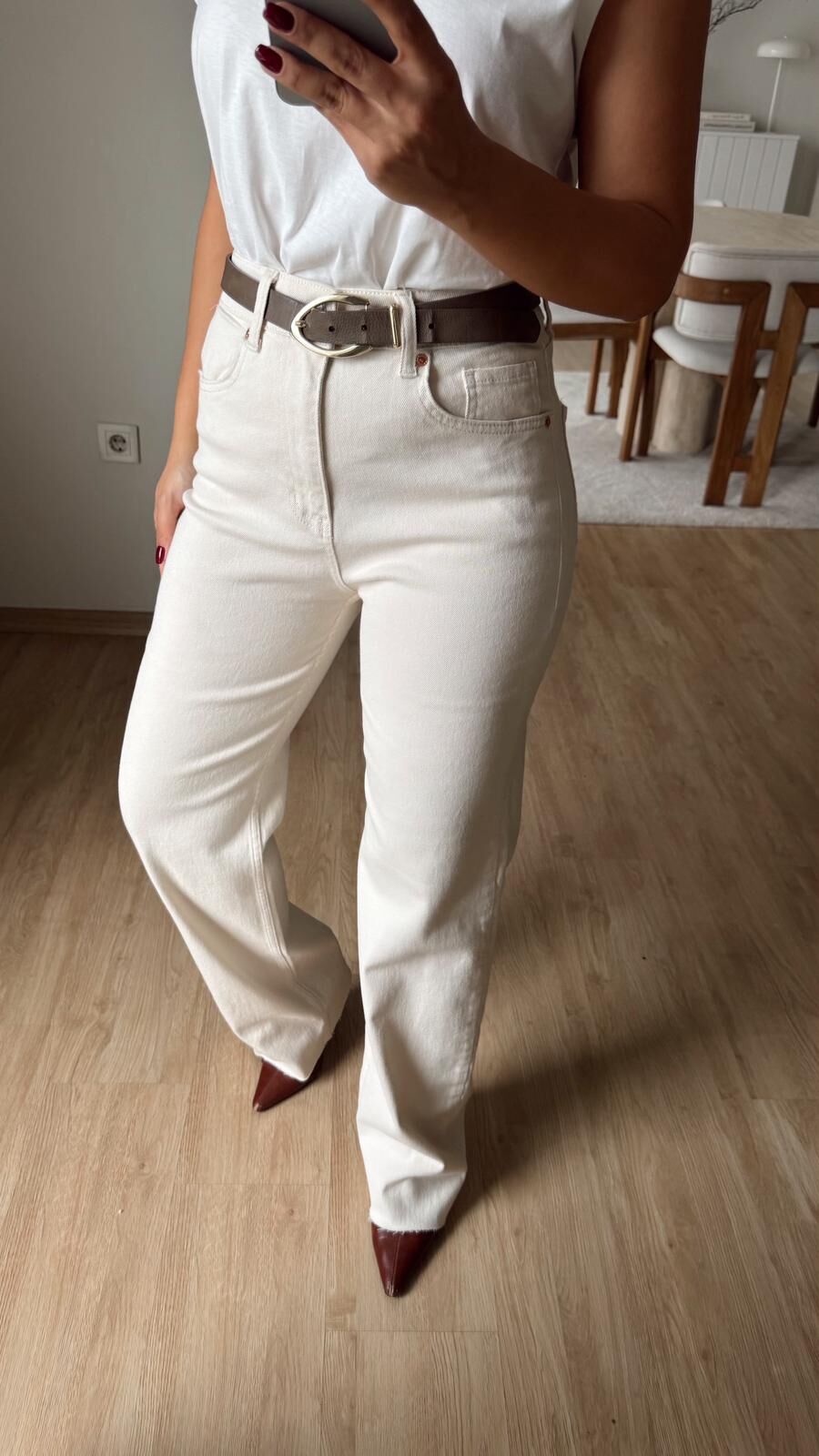 Ekru Yüksek Bel Straight Jean