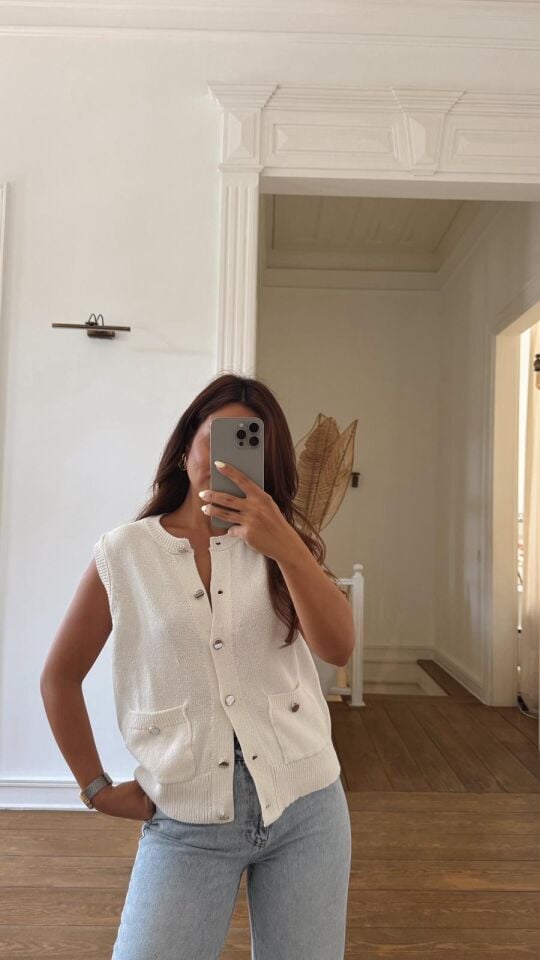 Metal Düğme Yelek Ekru