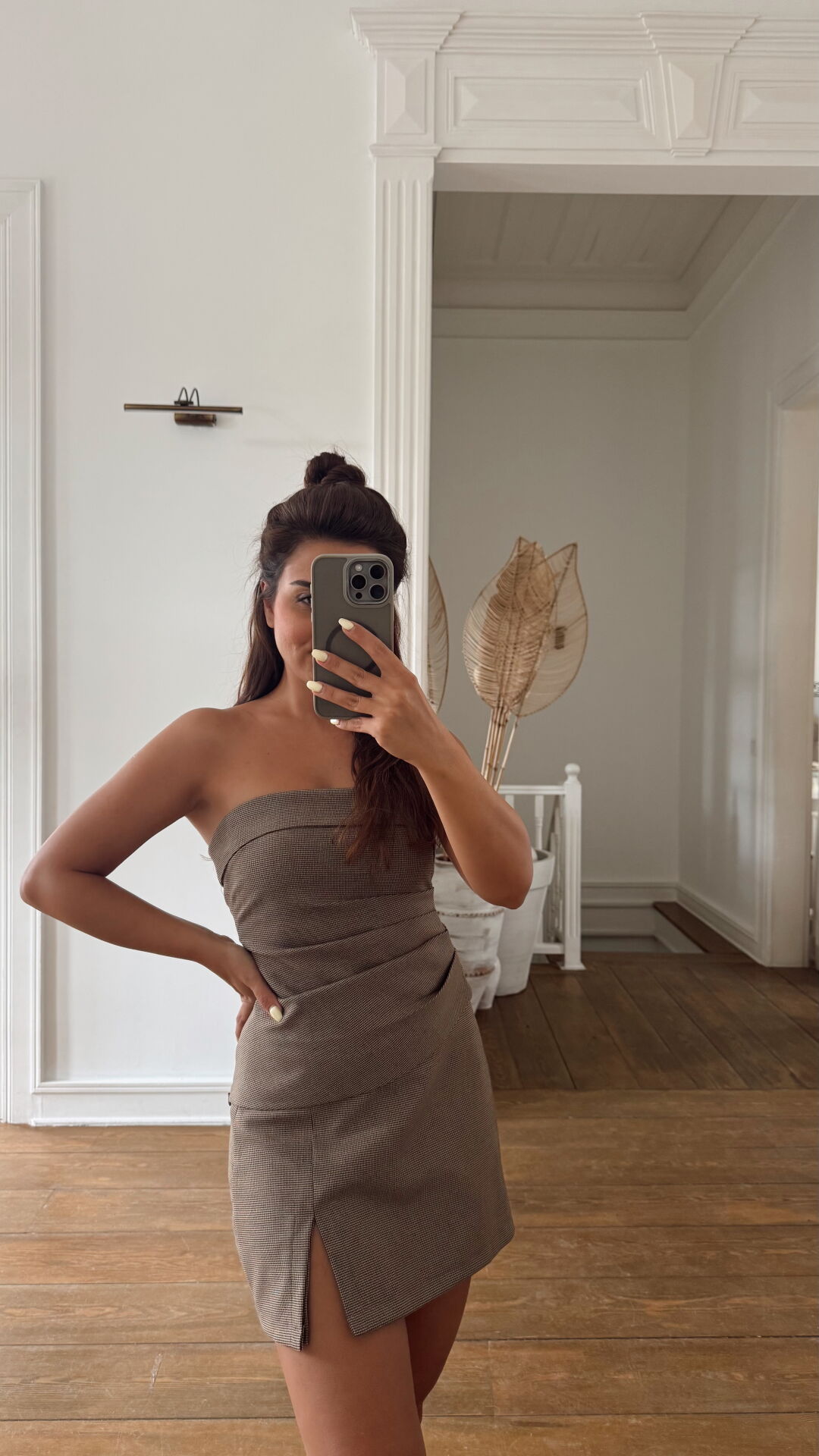 Mini Desenli Kahve Şortetek