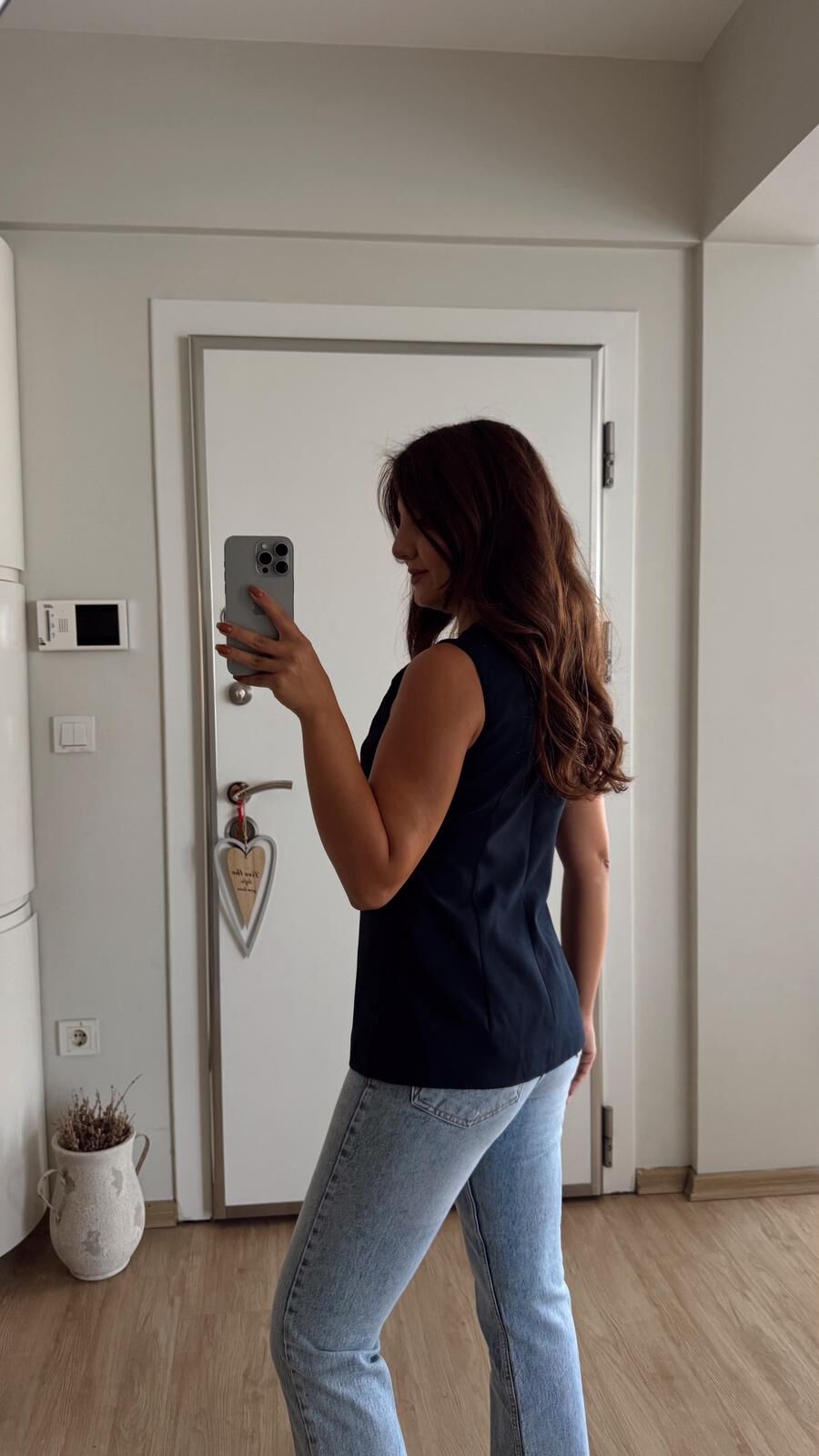 Yuvarlak Yaka Yelek Laci