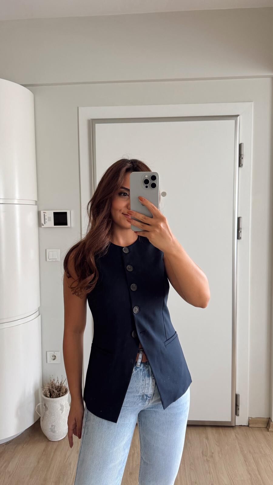 Yuvarlak Yaka Yelek Laci