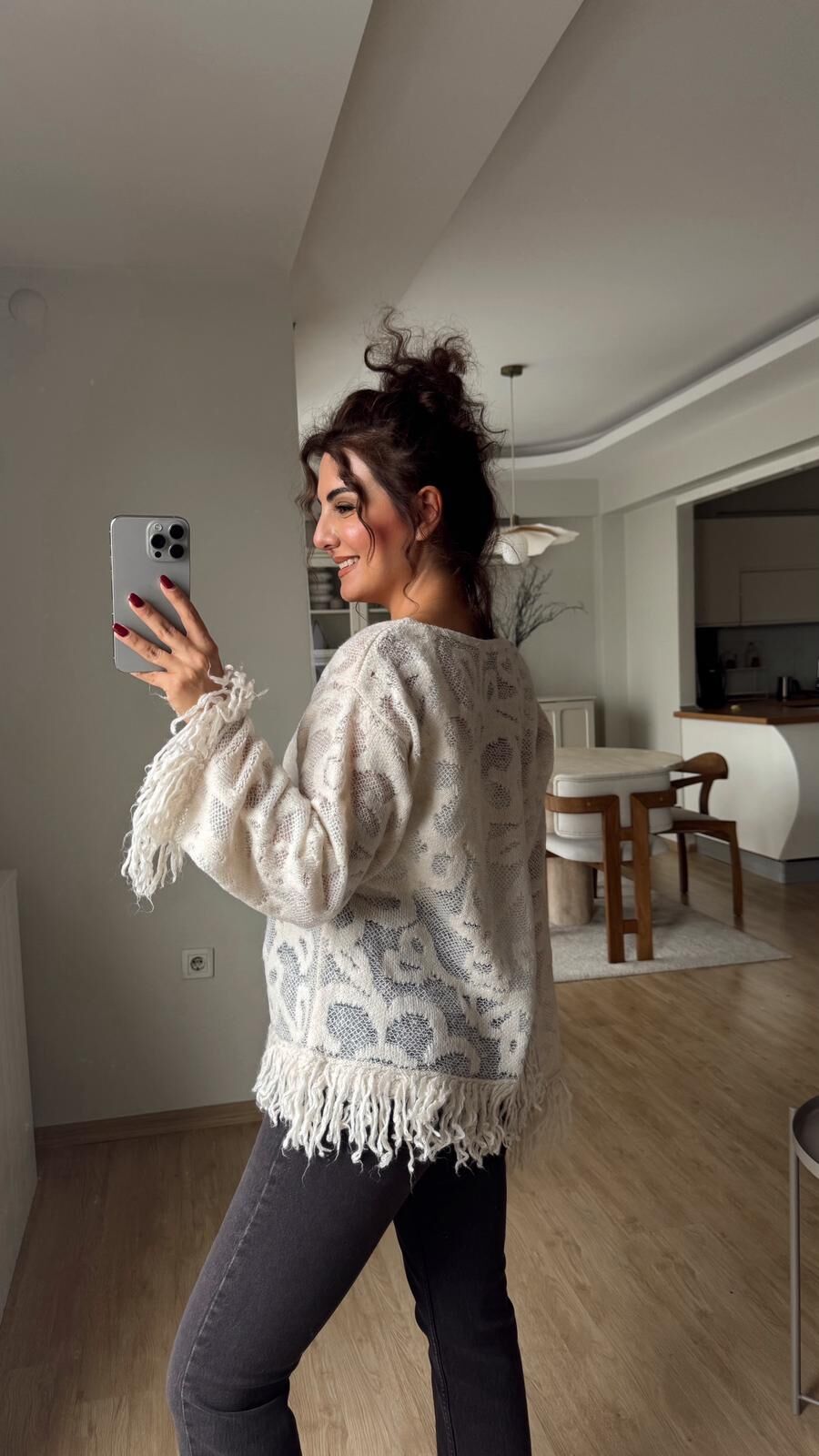 Çiçek Desen Taş Hırka