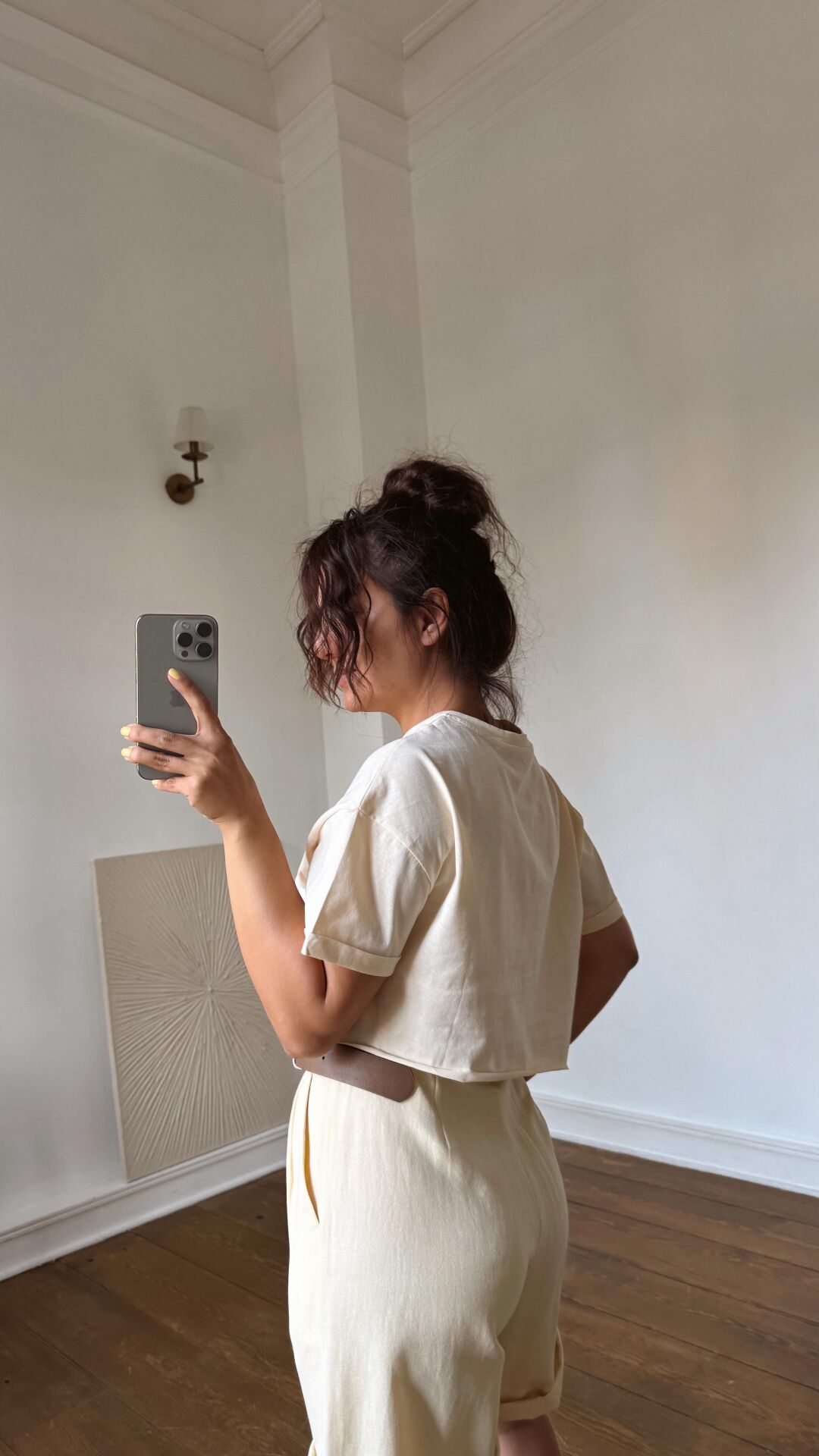 Kesik Uç Crop Tişört-Bej