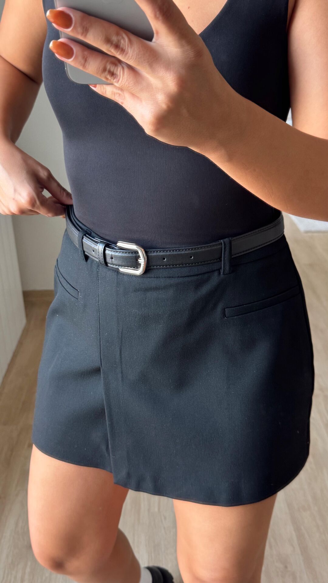 Siyah İçi Şortlu Etek