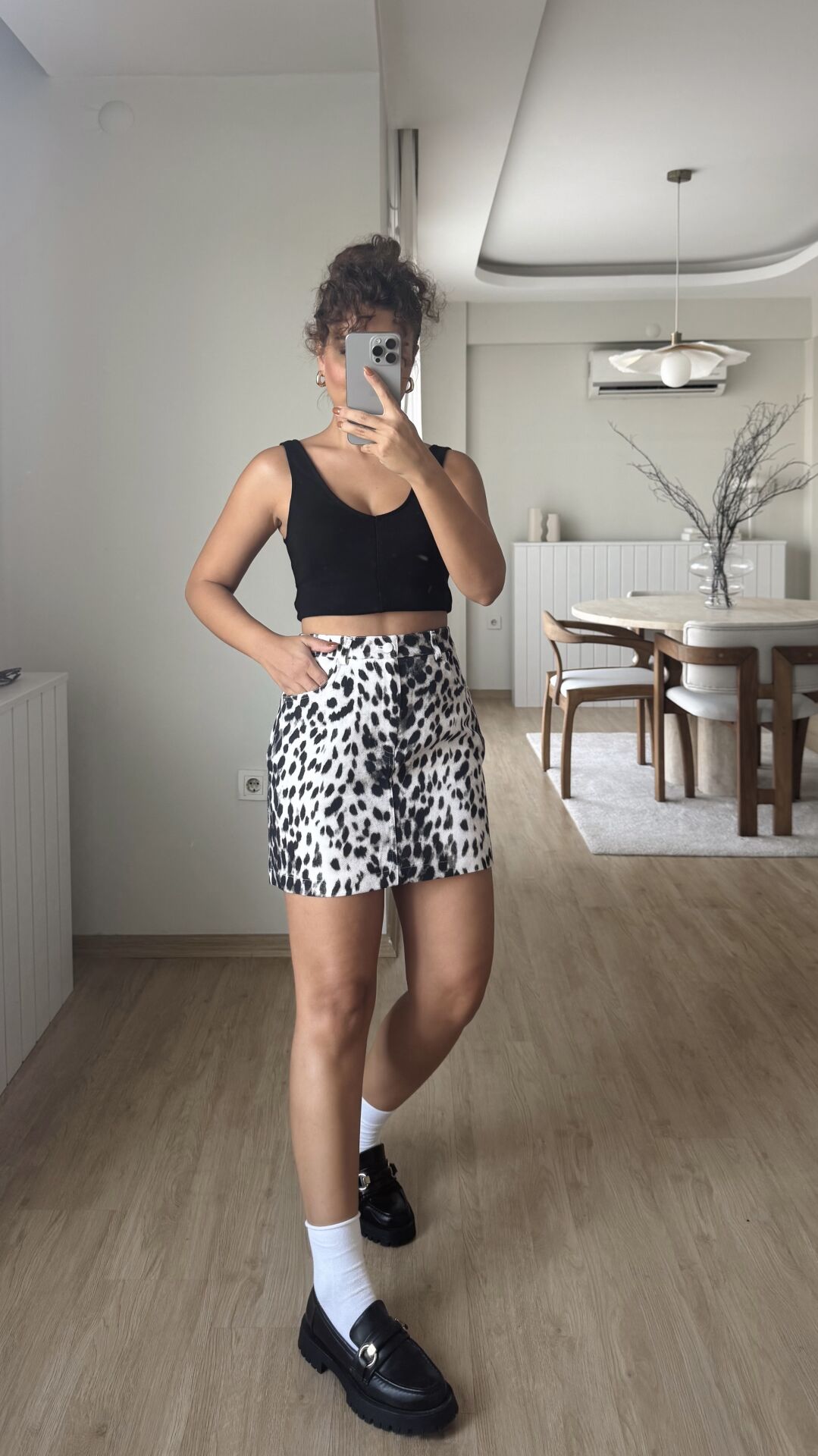 Siyah Beyaz Leopar Mini Etek