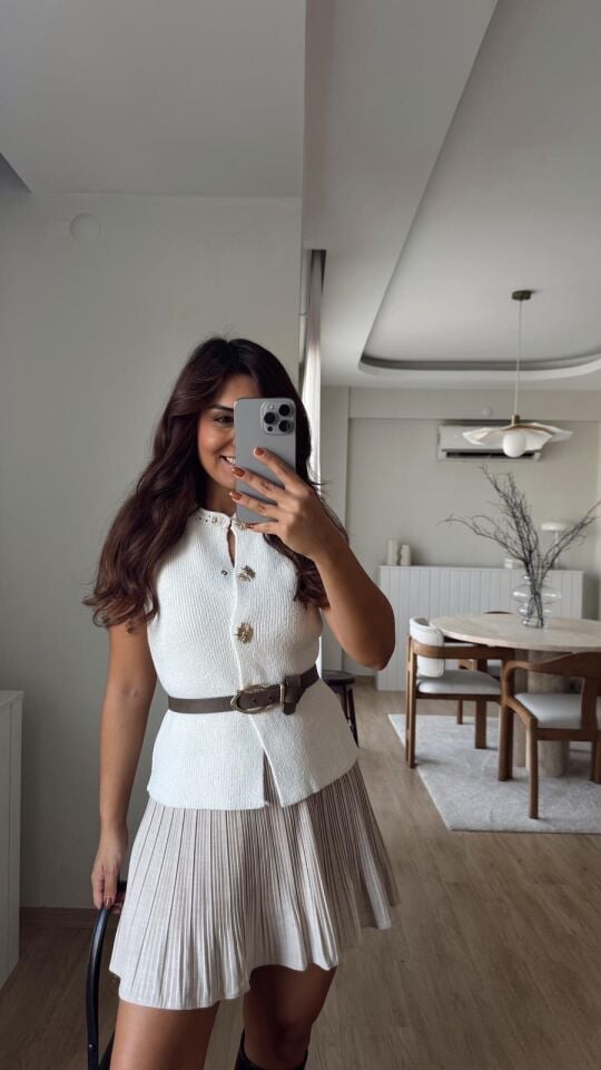 Gold Detay Yelek Ekru