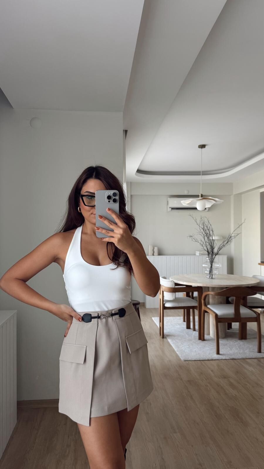 Kemer Detay Bej Mini Etek