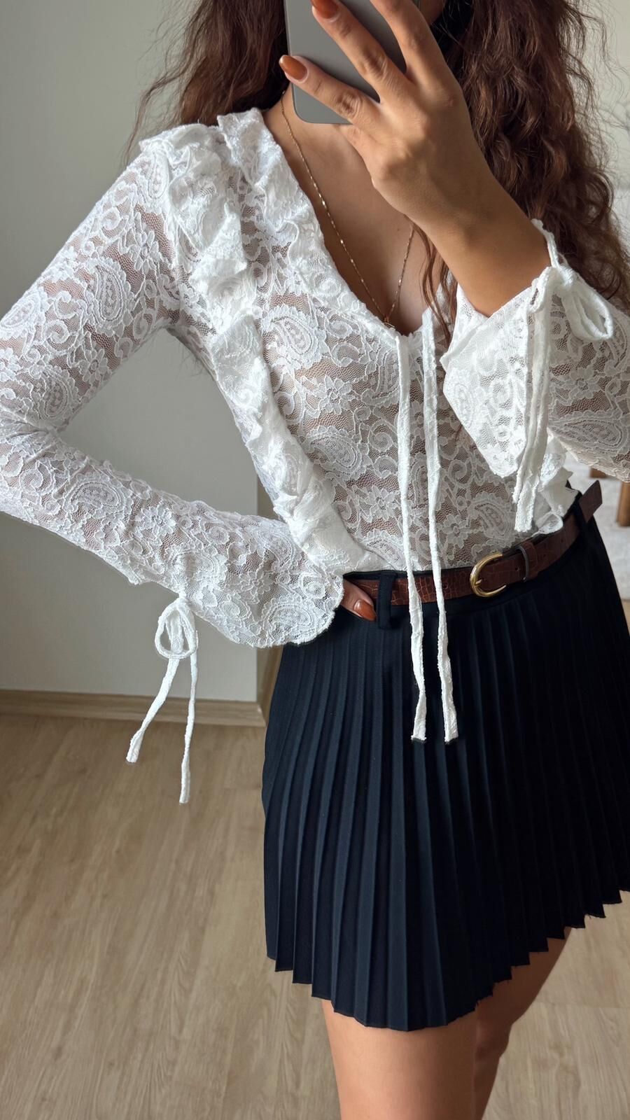 Bağlamalı Güpür Bluz Ekru