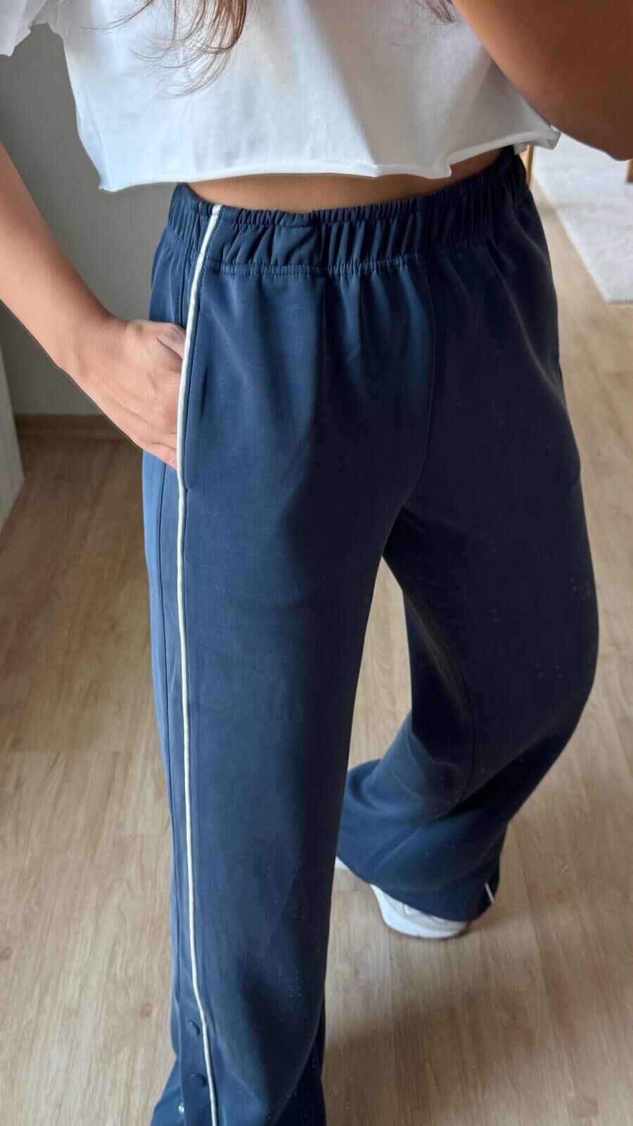 Çıtçıtlı Lacivert Pantolon