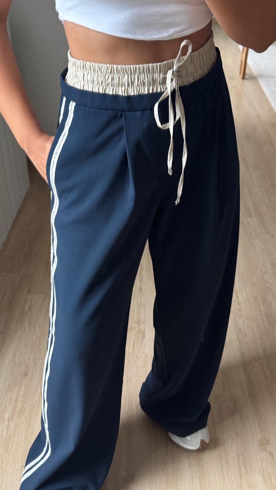 Şeritli Tasarım Pantolon-Lacivert