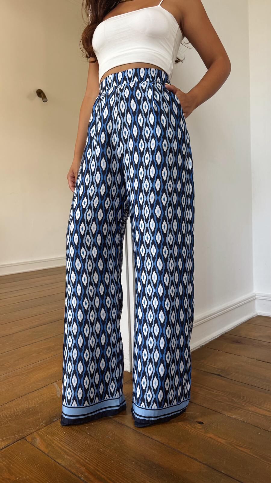 Desenli Saten Pantolon Laci