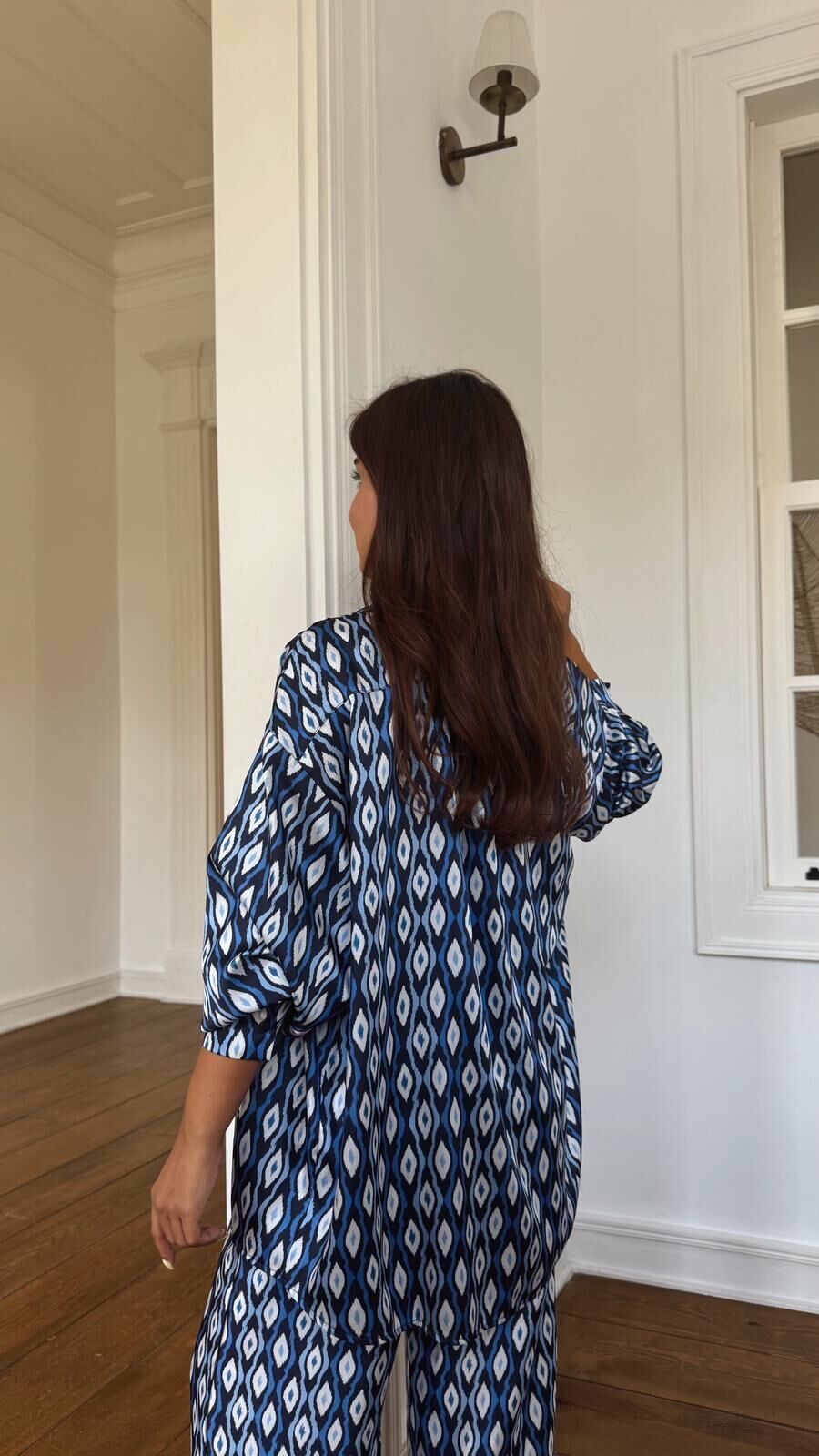 Desenli Saten Gömlek Laci