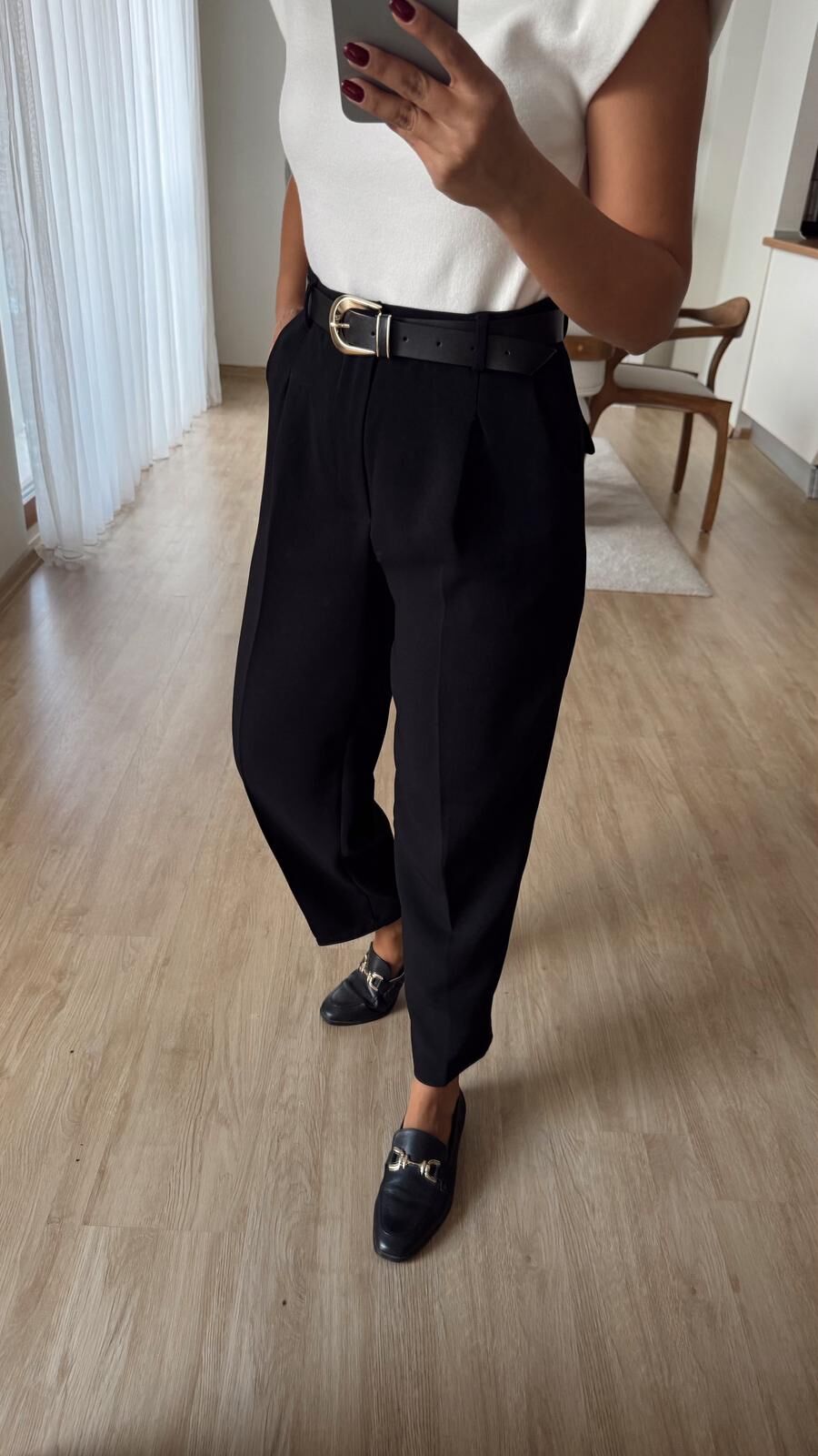 Kemerli Siyah Havuç Pantolon