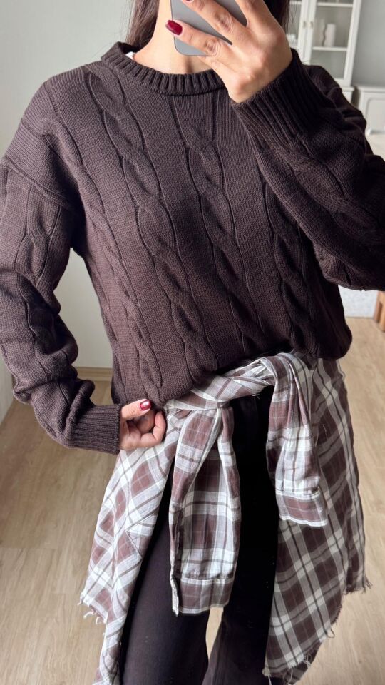 Burgu Örgü Kahve Kazak