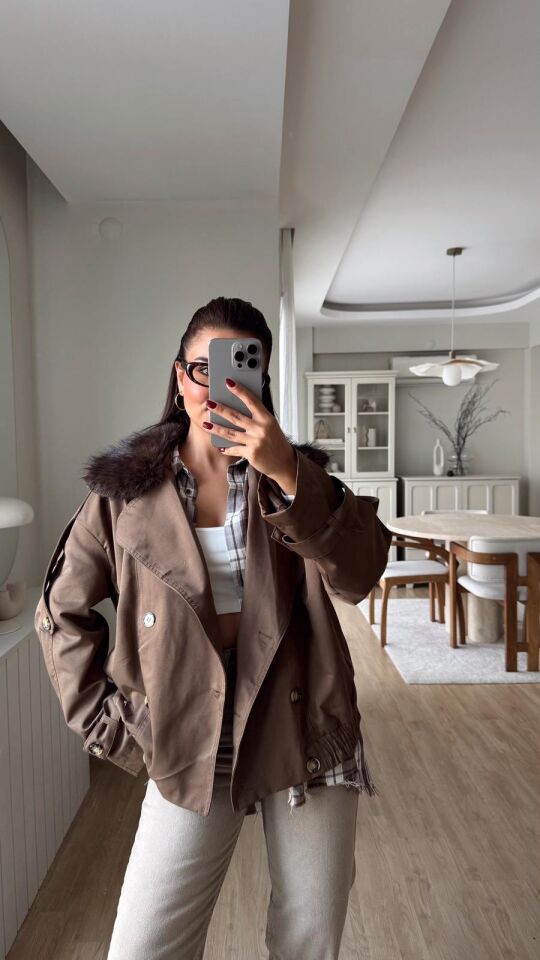 Kürk Yakalı Kahve Ceket