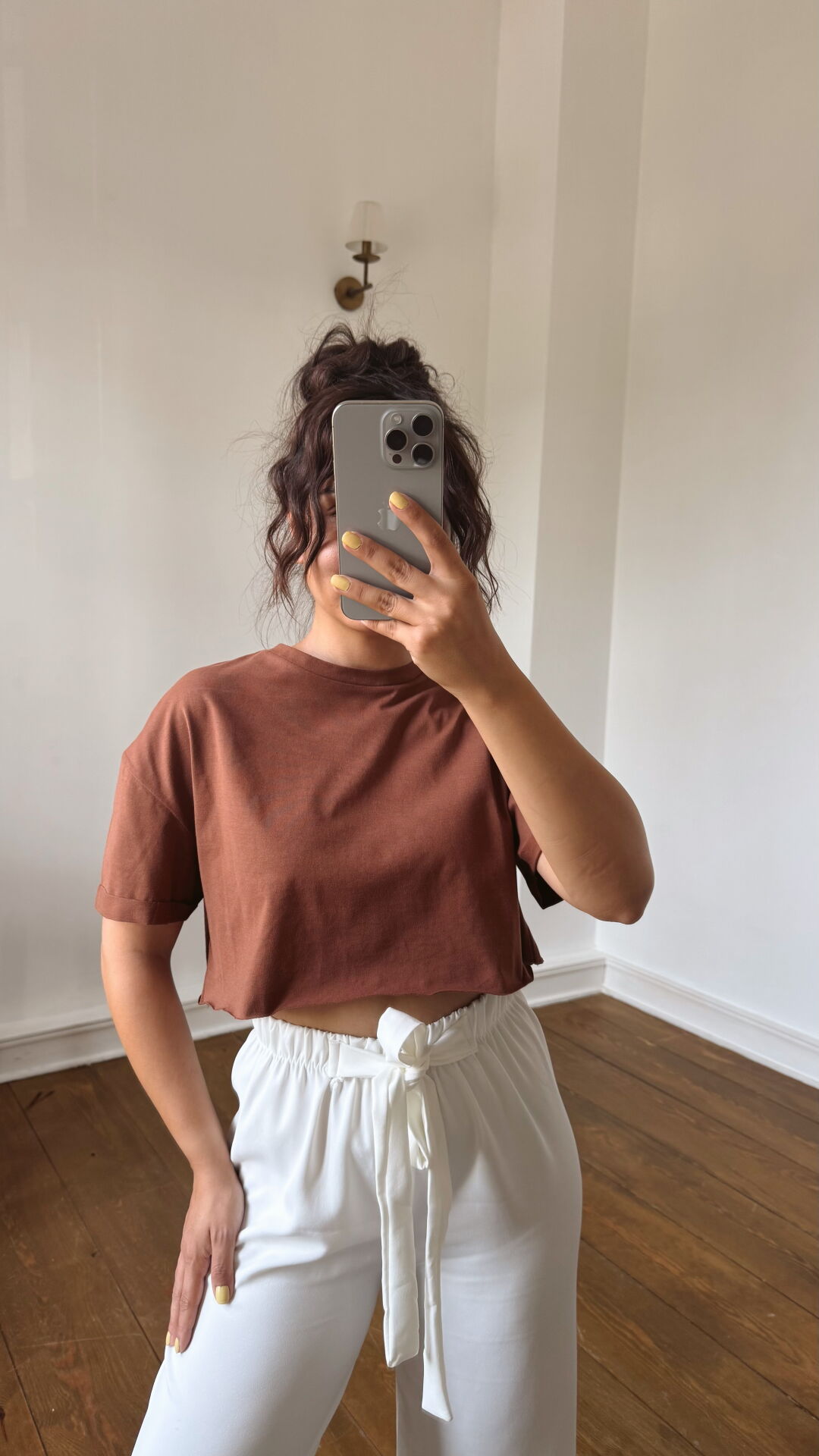 Kesik Uç Crop Tişört-Kahve