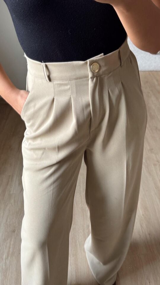 Gold Düğme Pantolon Bej