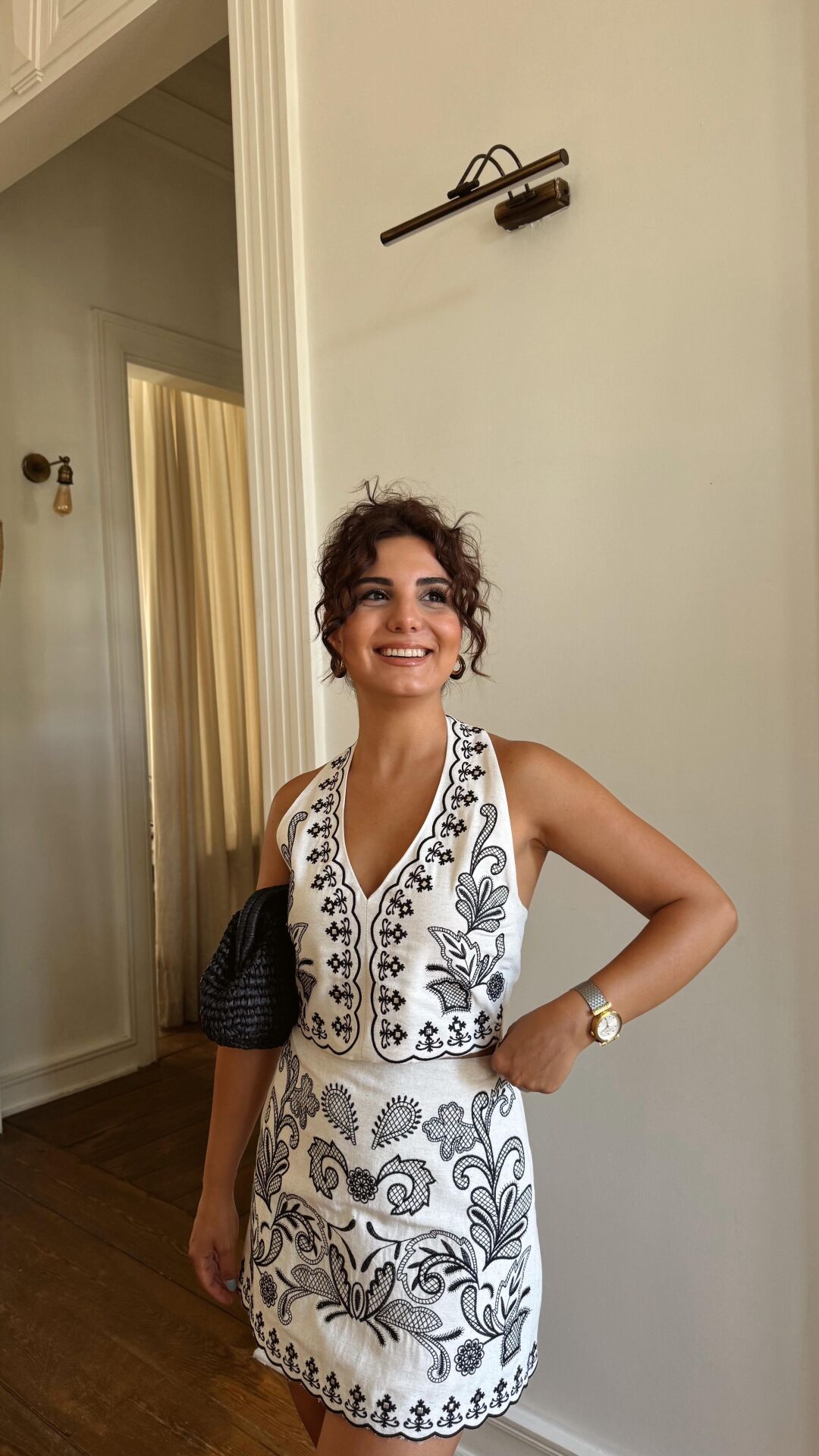 Siyah Nakış Desen Yelek