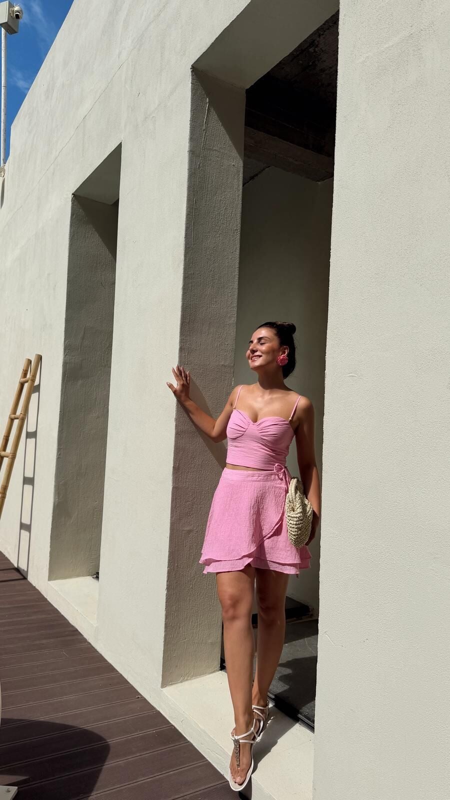 Boncuk Detay Pembe Etek