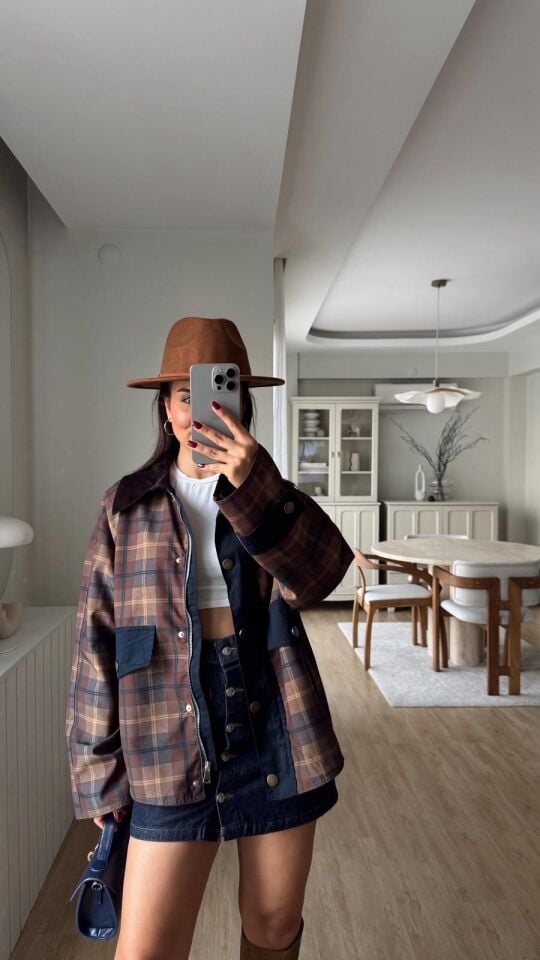 Kadife Yaka Ekose Ceket