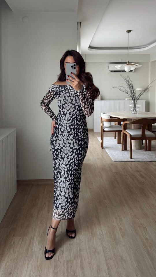 Desenli Madonna Elbise