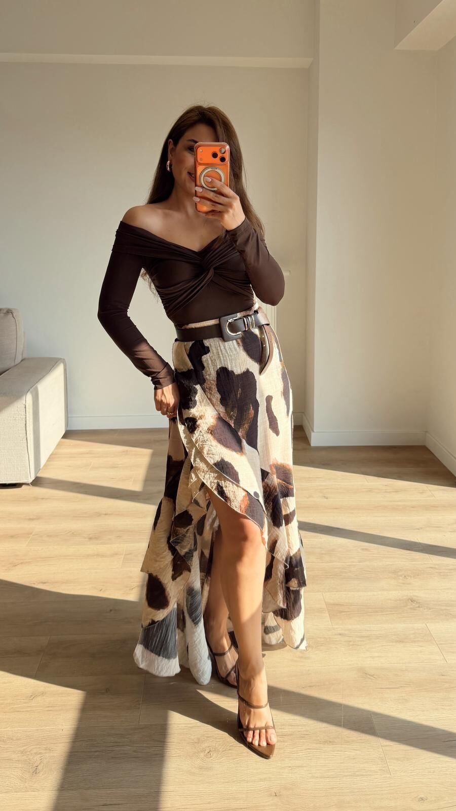 Kahve Desenli Volanlı Etek