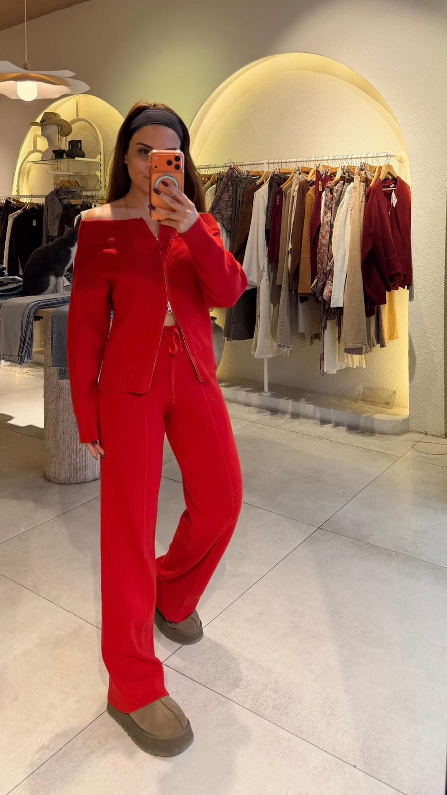 Madonna Çelik Takım Kırmızı