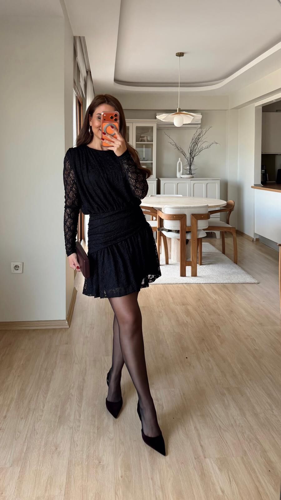 Siyah Güpürlü Mini Elbise