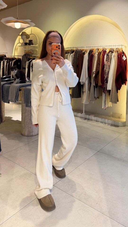 Madonna Çelik Takım Ekru