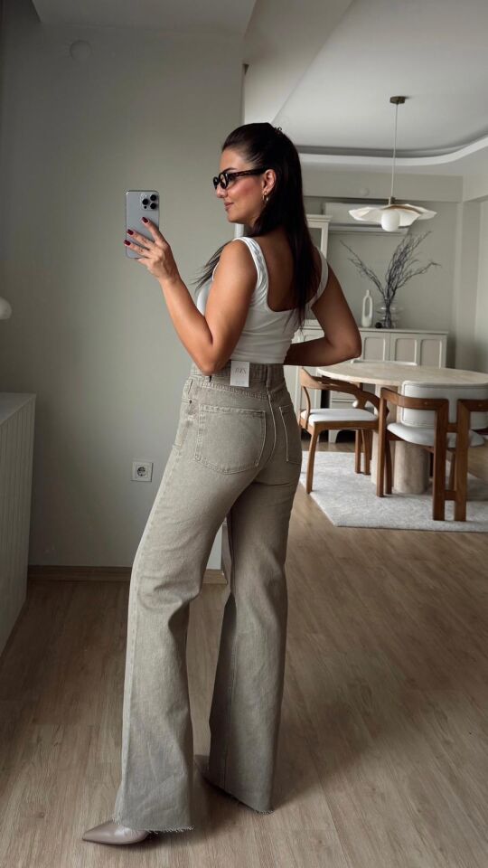 Bej Taşlamalı Straight Jean