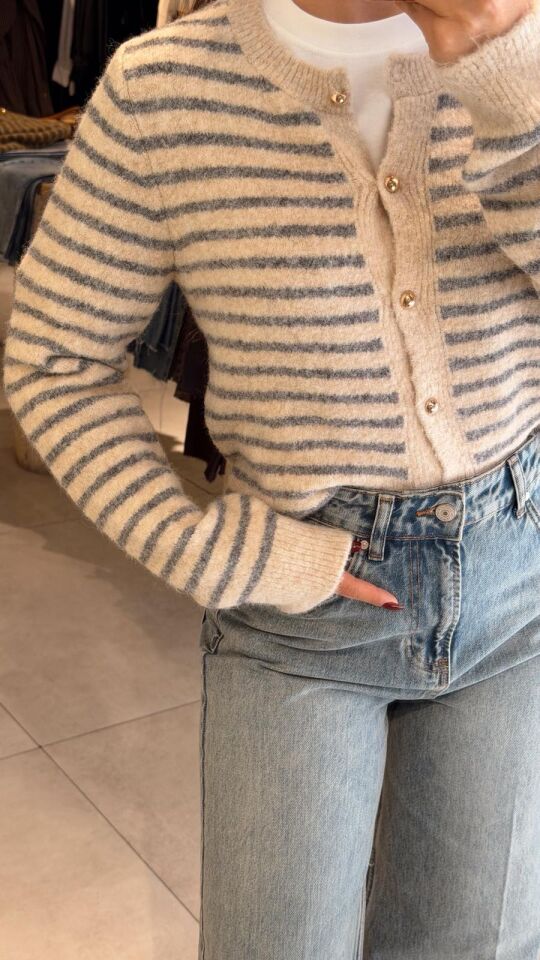 Taş Gri Çizgili Hırka