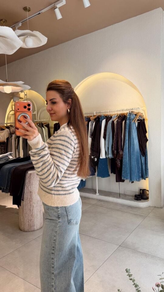 Taş Gri Çizgili Hırka