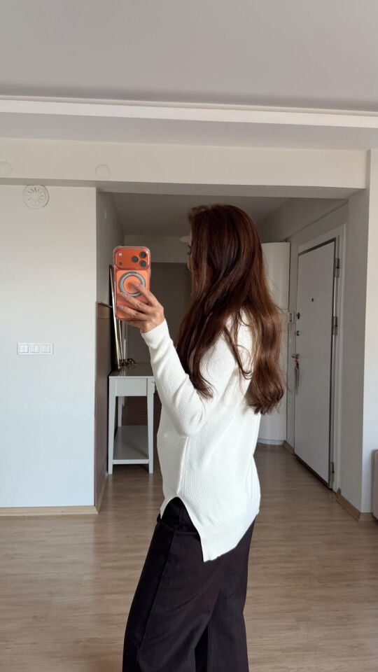 Yırtmaçlı Triko Kazak Ekru