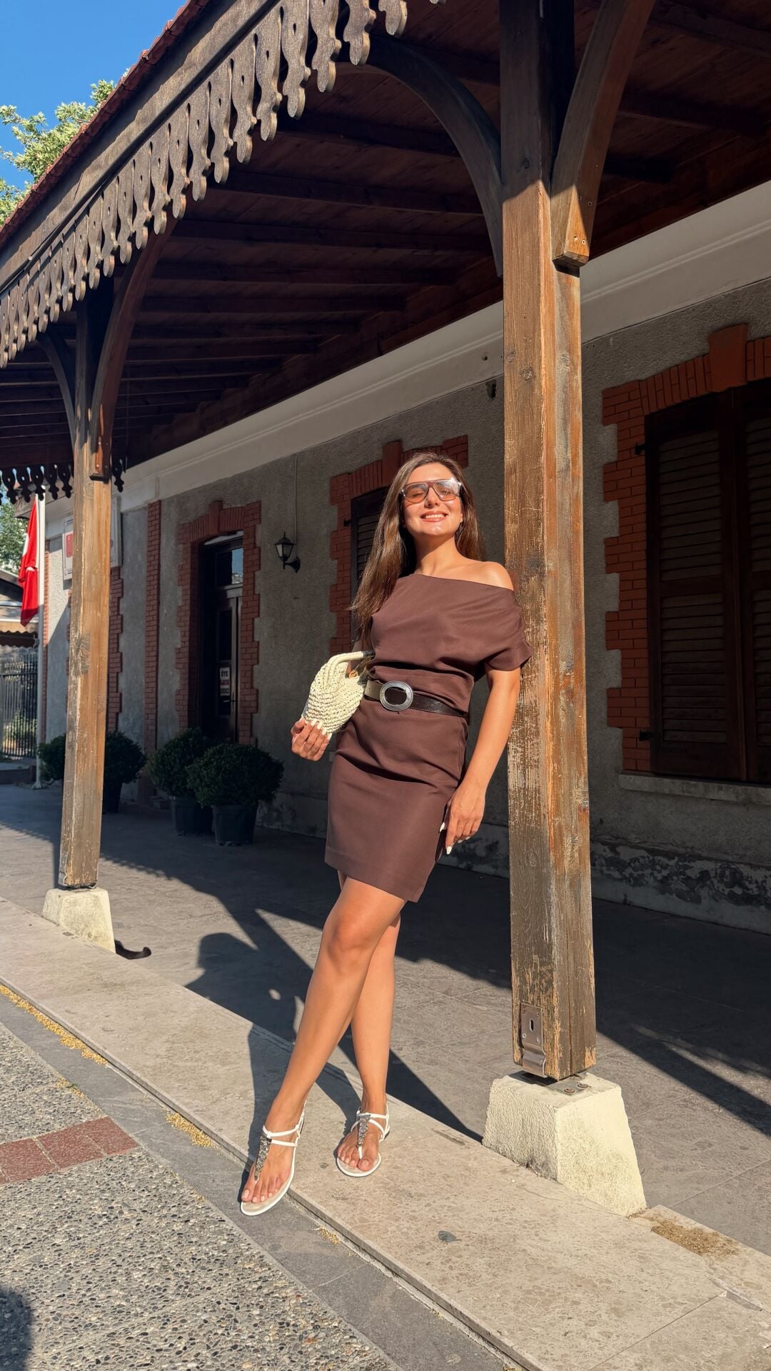 Omzu Düşük Tensel Elbise Kahve