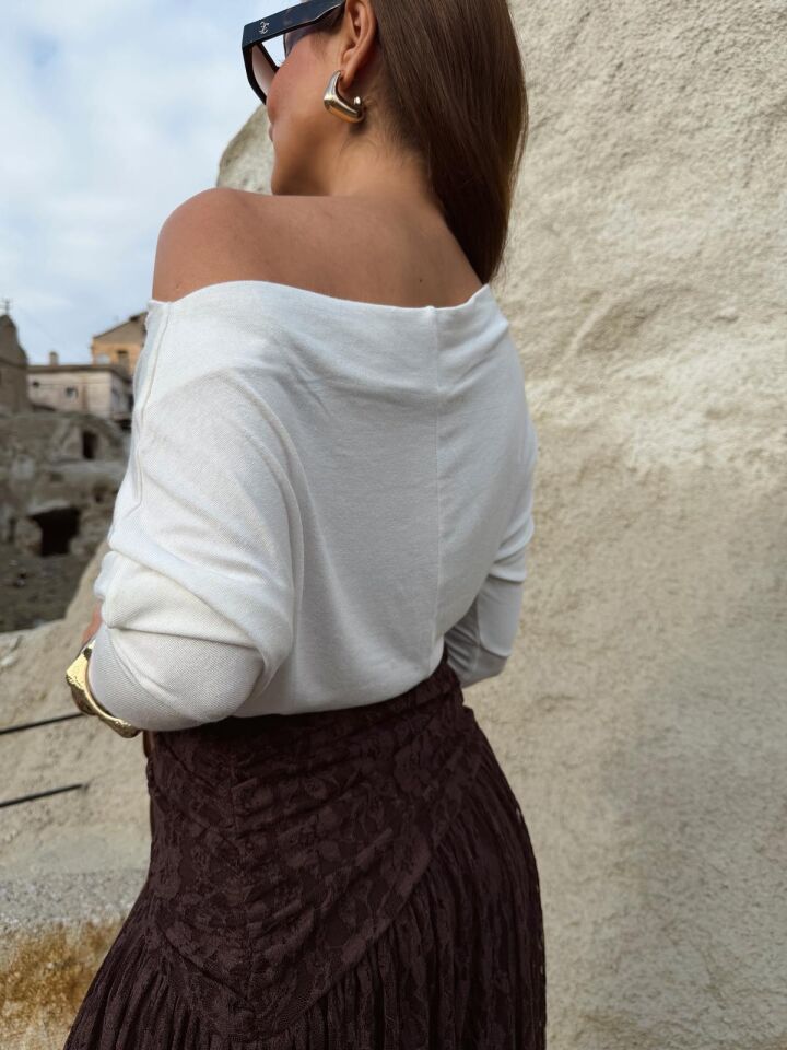 Kayık Yaka Bluz Ekru