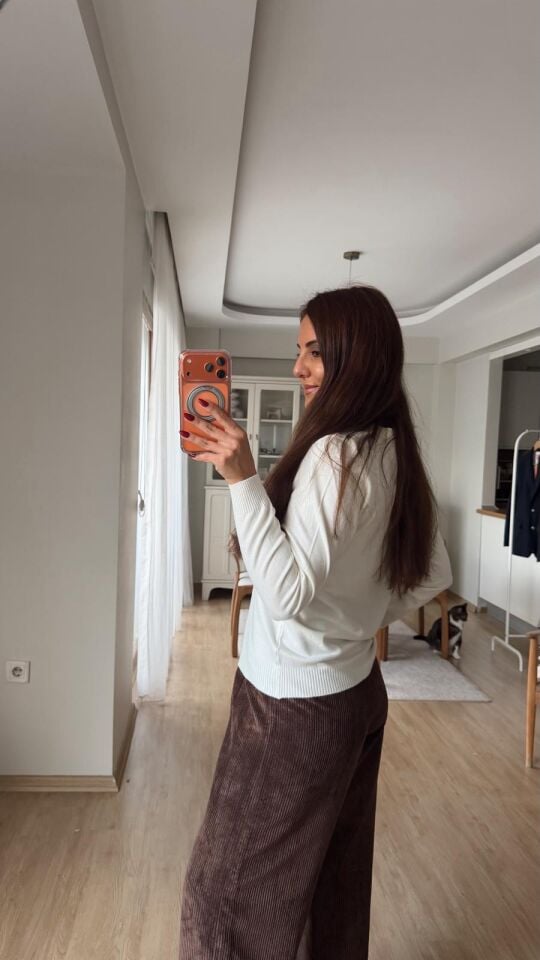 Bisiklet Yaka Triko Ekru