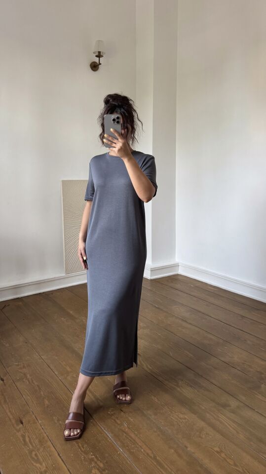 Yırtmaçlı Basic Elbise Gri