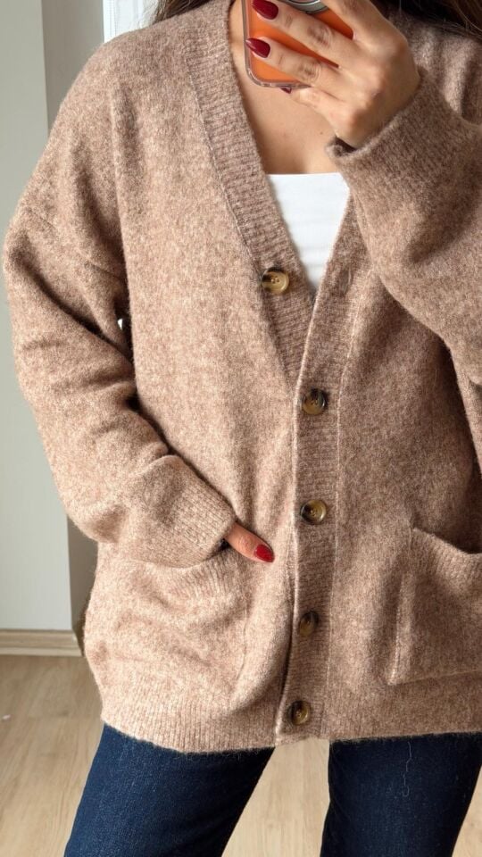 Oversize Düğmeli Hırka Camel