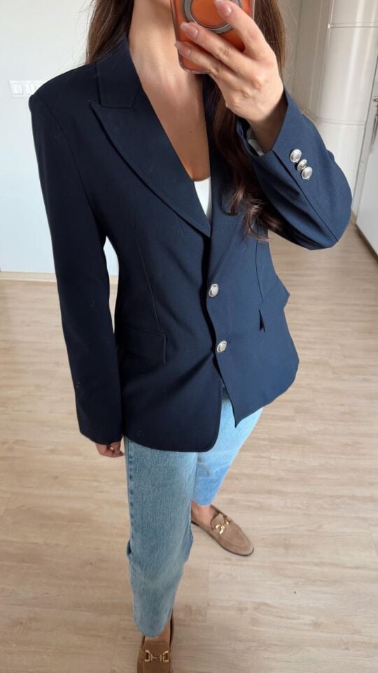 Gold Düğme Pensli Blazer Laci