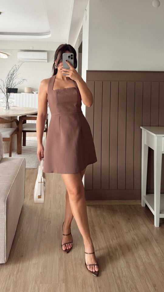 Mocha Boyundan Bağlamalı Elbise