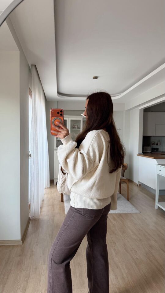 Geniş Lastikli Bej Kazak