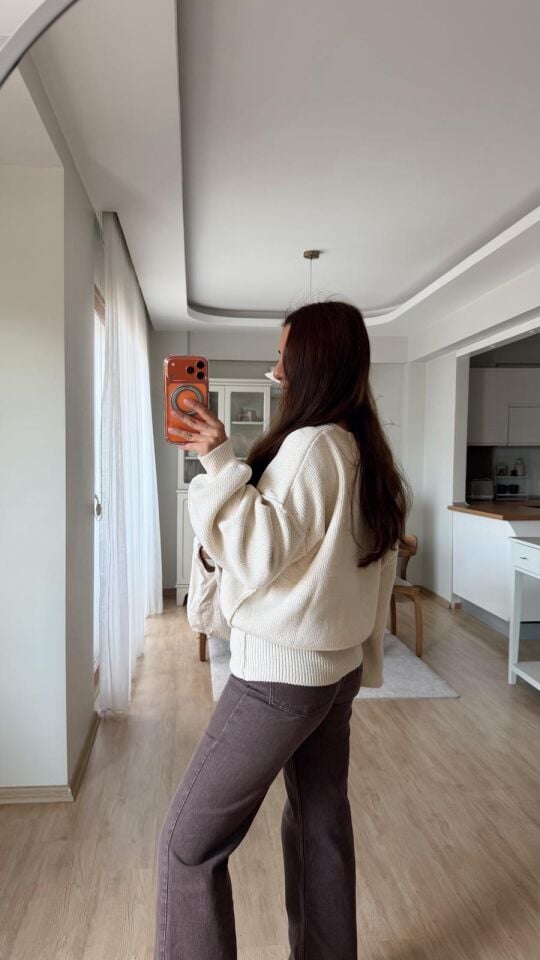 Geniş Lastikli Bej Kazak