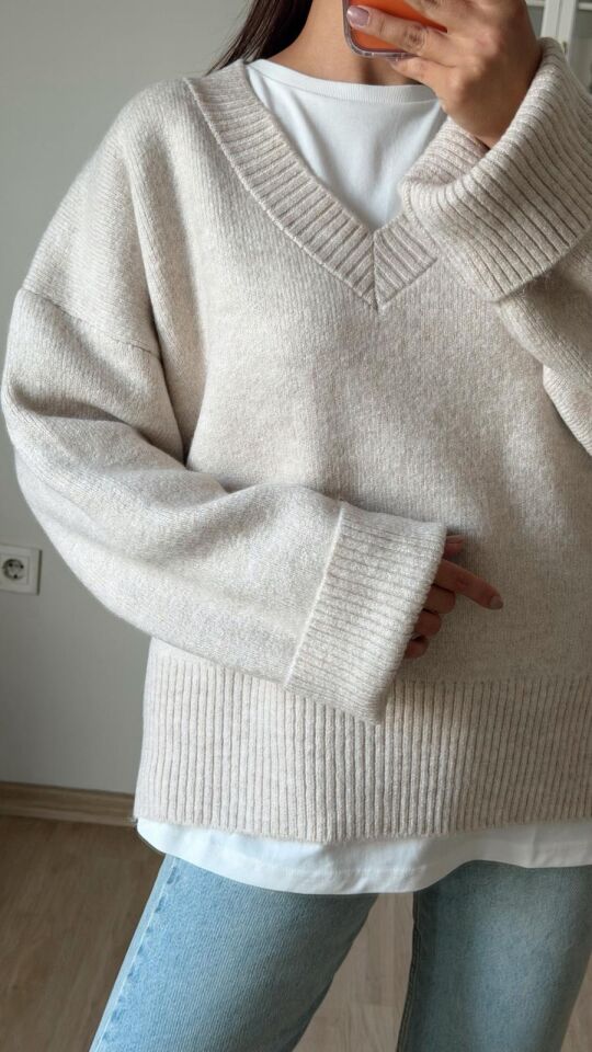 V Yaka Triko Kazak Taş