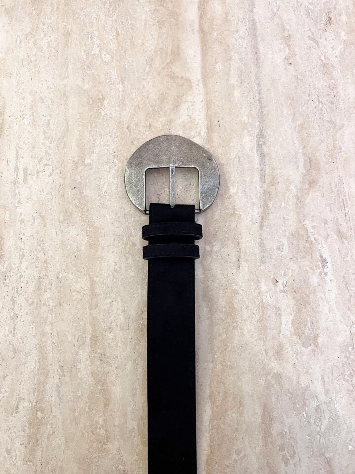 Süet Gümüş Toka Kemer Siyah