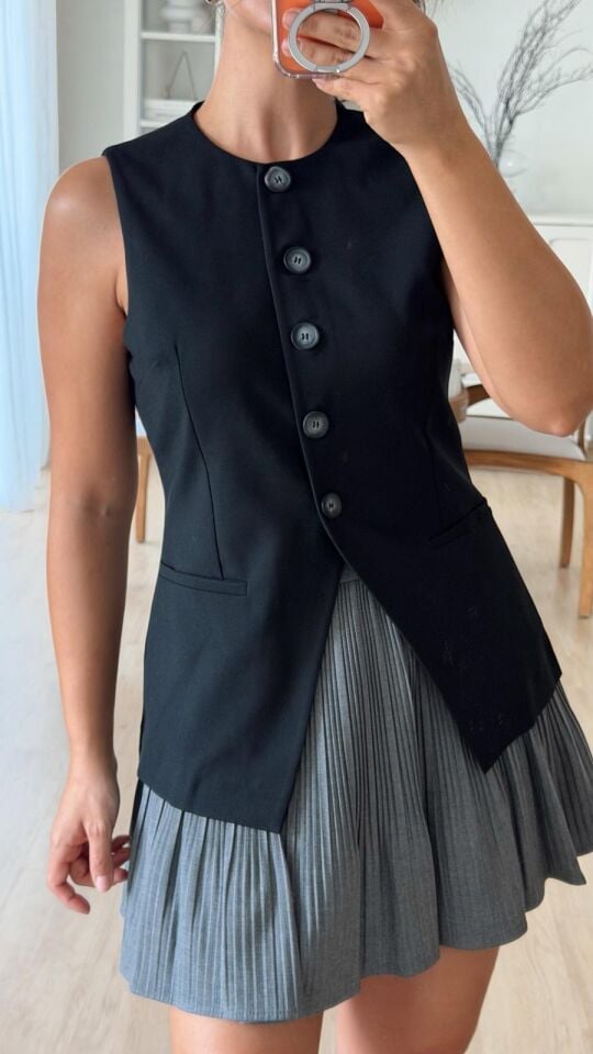 Yuvarlak Yaka Yelek Siyah