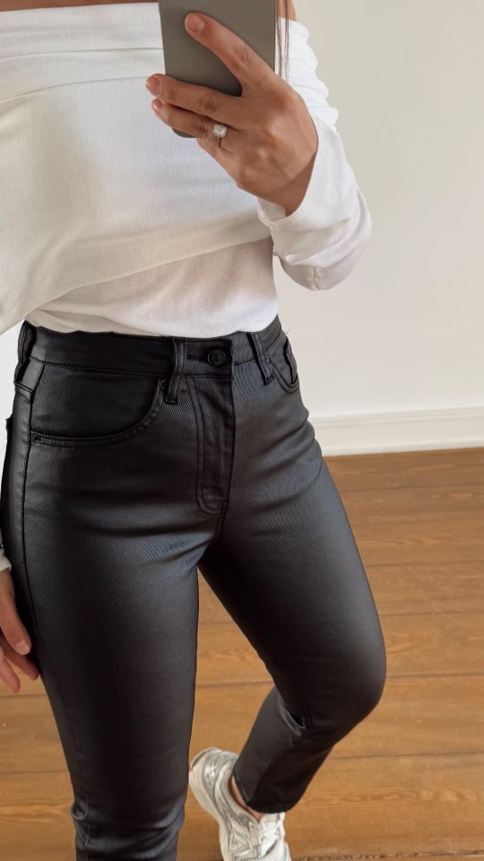 Dark Black Mumlu Jean