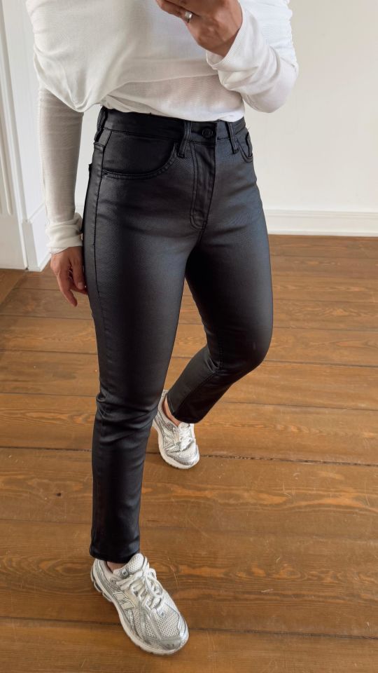 Dark Black Mumlu Jean