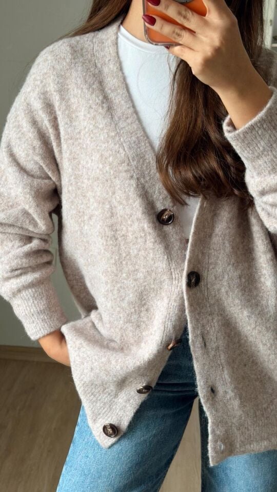 Bej Kahve Düğme Hırka