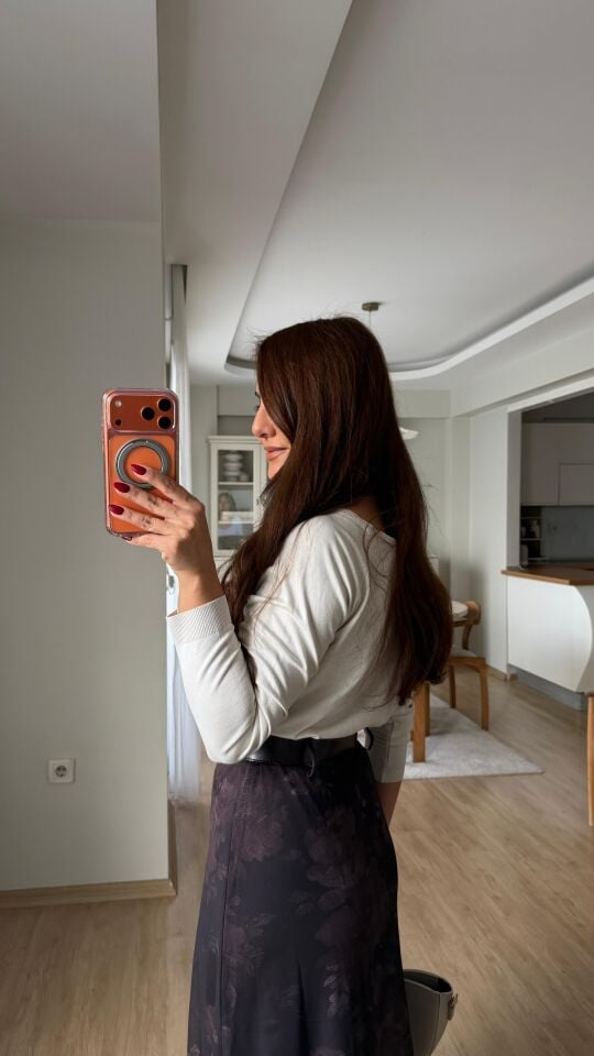 Bej Kayık Yaka Triko